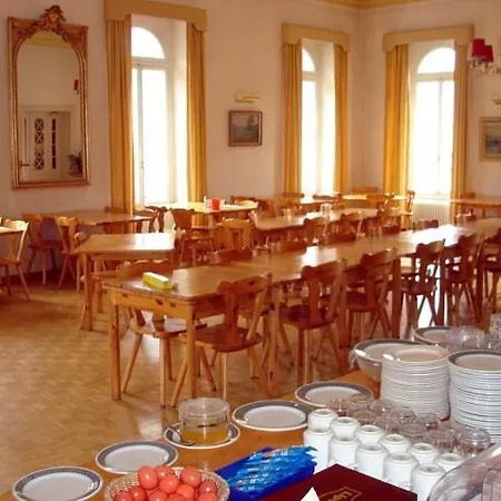 Hotel Quellenhof Scuol